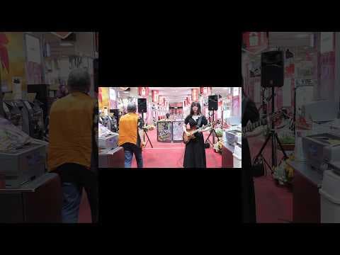 パチンコ屋でギター弾いたら誰にも見てもらえなかった　#ギター#ジャグラー#スロット