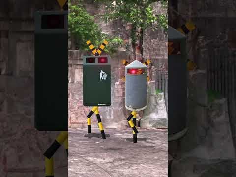ゴミ箱式のめずらしい踏切　#Shorts