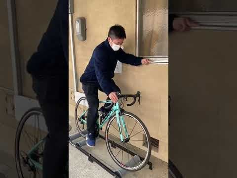 完全なるロードバイク初心者に３本ローラー乗ってもらった