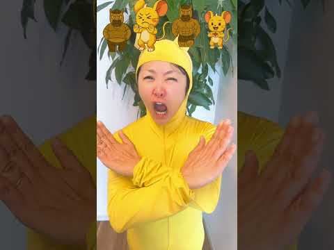 Pikachu fell in love with Golden Horse 😍💪🐴🌴💕 #humor #comedy #funny