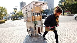 SOLD OUT EVERYDAY! The Most beautiful onigiri maker in Hiroshima and her 100kg cart