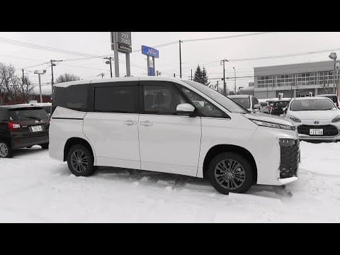 2022 New TOYOTA VOXY 2.0L Gasoline 4WD - Exterior & Interior