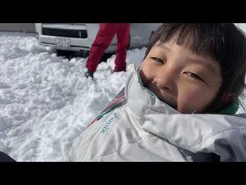 超簡単！車の「雪下ろし」はこうやってするんだ!!「あのかの」みーちゃんも超びっくり！？