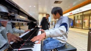 Playing ‘Nagori Yuki’ at the Station Brought Joy to an Elderly Woman | Sheet Music Available